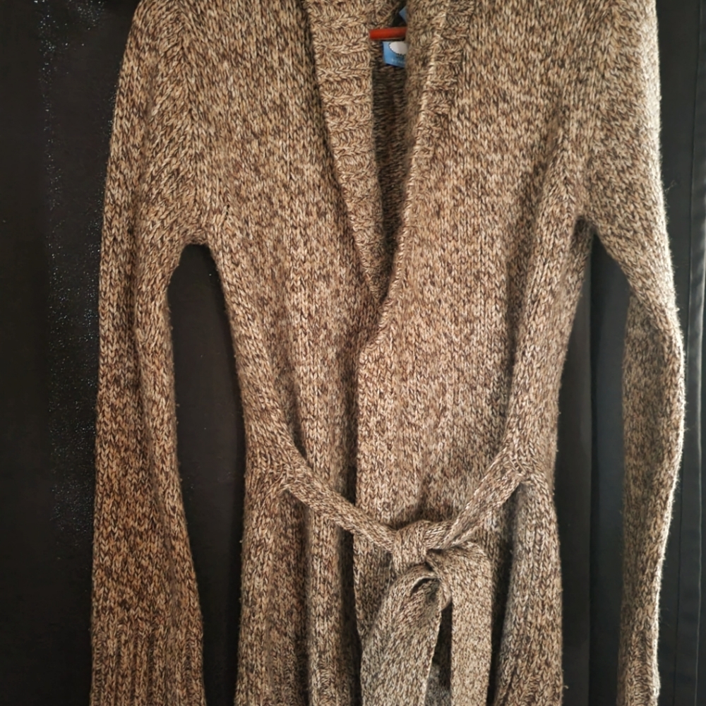 Cardigan/Sweater